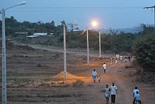 Côte d'Ivoire : plus de 500 villages électrifiés en 2013.